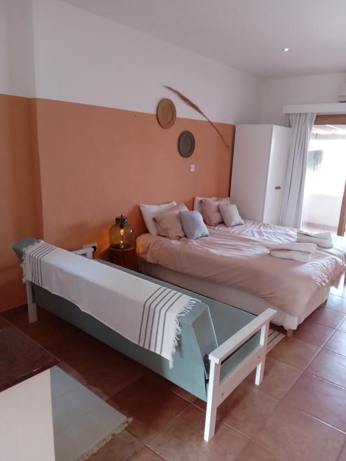 Blue Peter Apartments Protaras Buitenkant foto