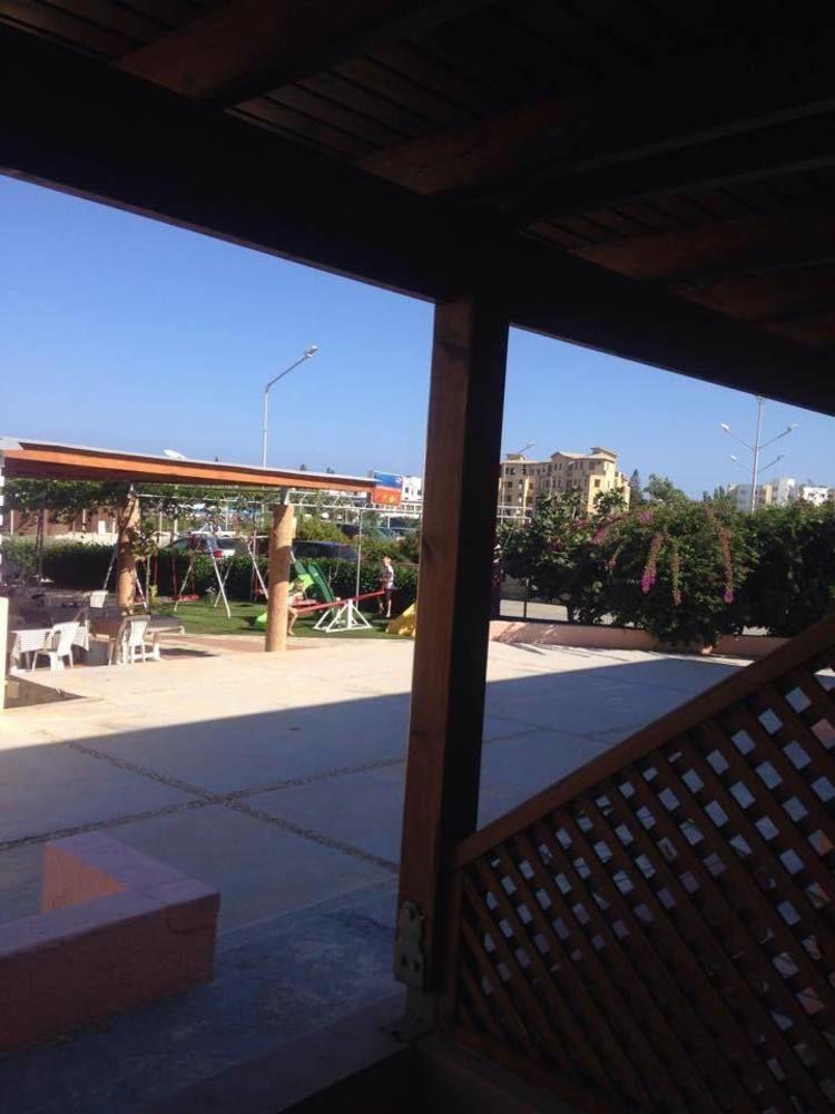 Blue Peter Apartments Protaras Buitenkant foto